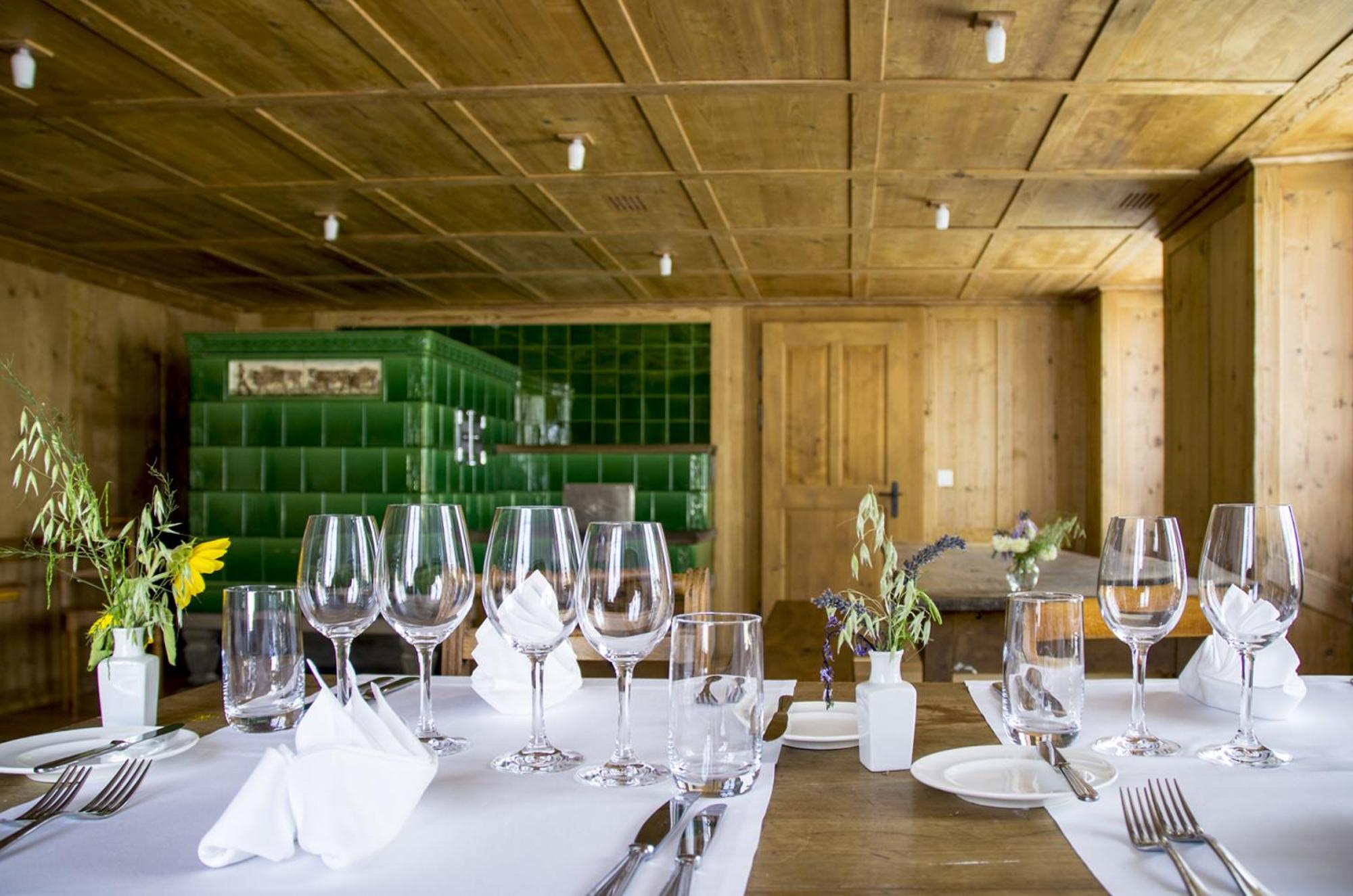 Zum Bauernhof Hotel 3*